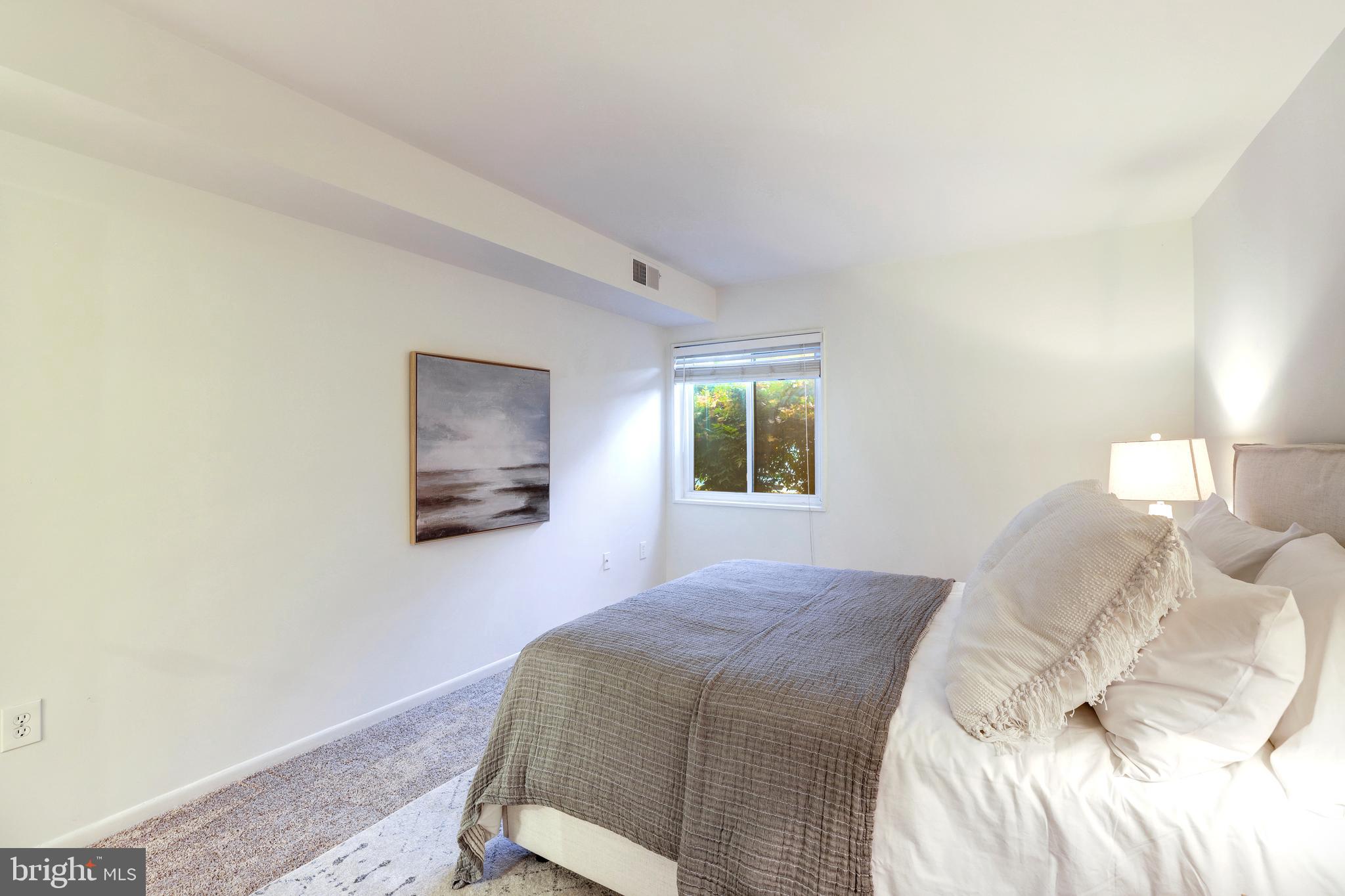1520 Northgate Square, Unit 1A Reston, VA 20190 - Photo 23 of 31 Gallery Image 23