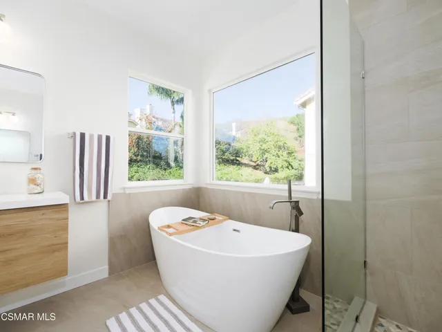 $1,584,000 | 185 Laurel Wood Court, Simi Valley, CA 93065