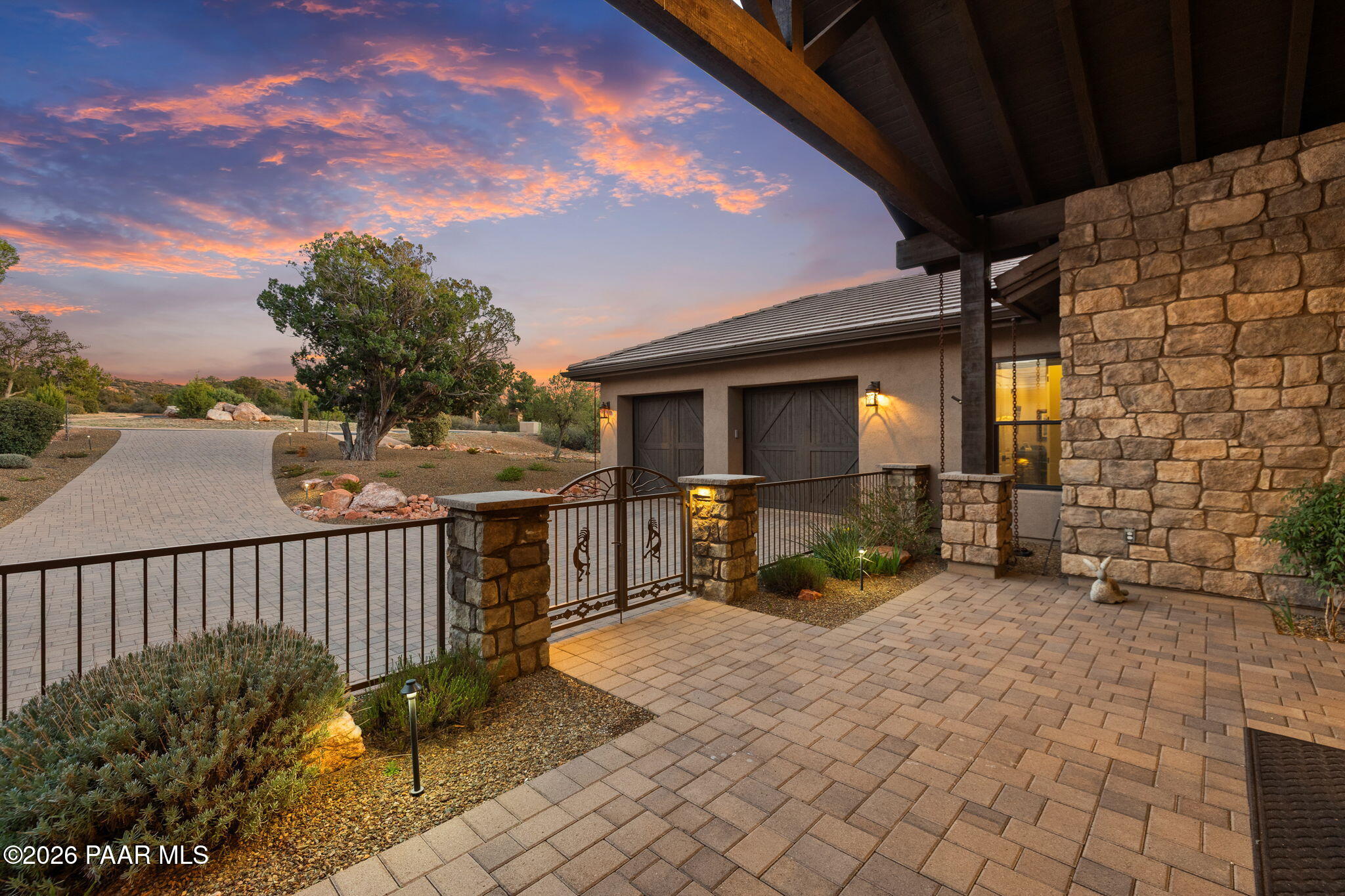 14935 North Kokopelli Road Prescott, AZ 86305 - Photo 12 of 111 21-Front Courtyard (4)