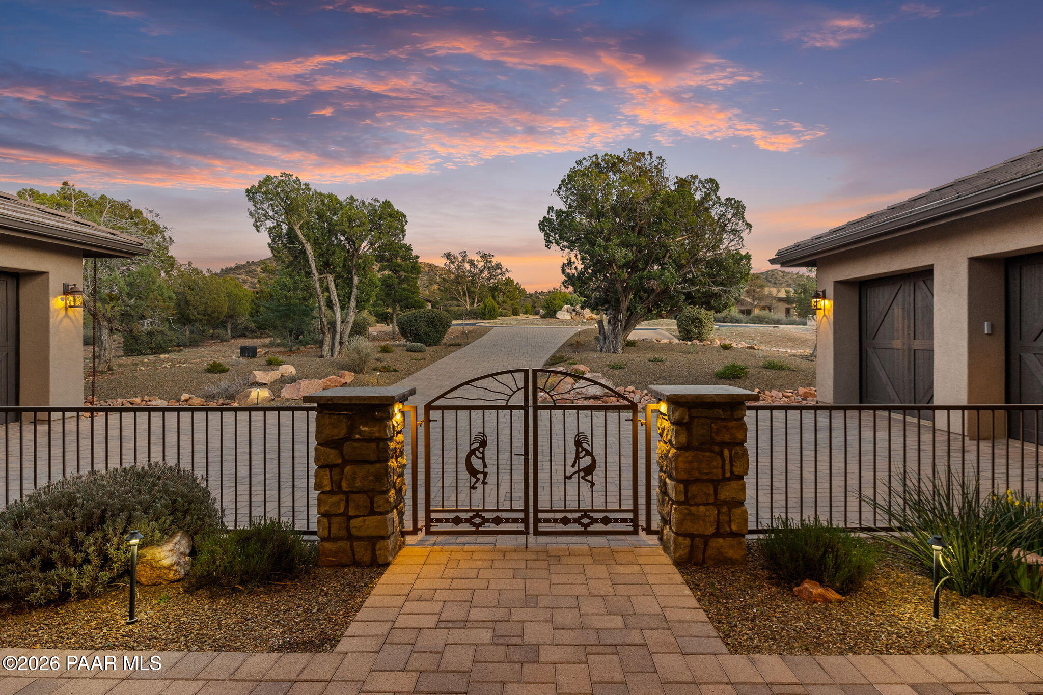 14935 North Kokopelli Road Prescott, AZ 86305 - Photo 9 of 111 18-Front Courtyard (2)