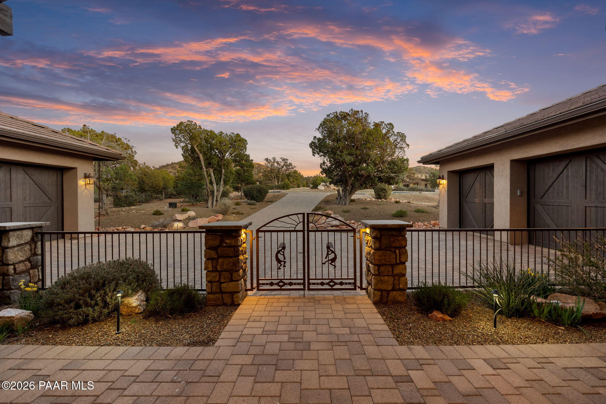 14935 North Kokopelli Road Prescott, AZ 86305 - Photo 10 of 111 19-Front Courtyard (1)