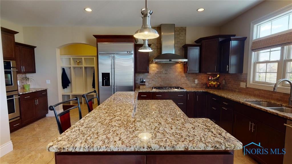 25427 Seminary Road Perrysburg, OH 43551 - Photo 10 of 47 Gallery Image 10