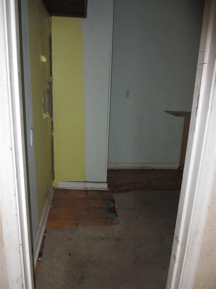 107 Payne Road Pensacola, FL 32507 - Photo 14 of 30 Gallery Image 14
