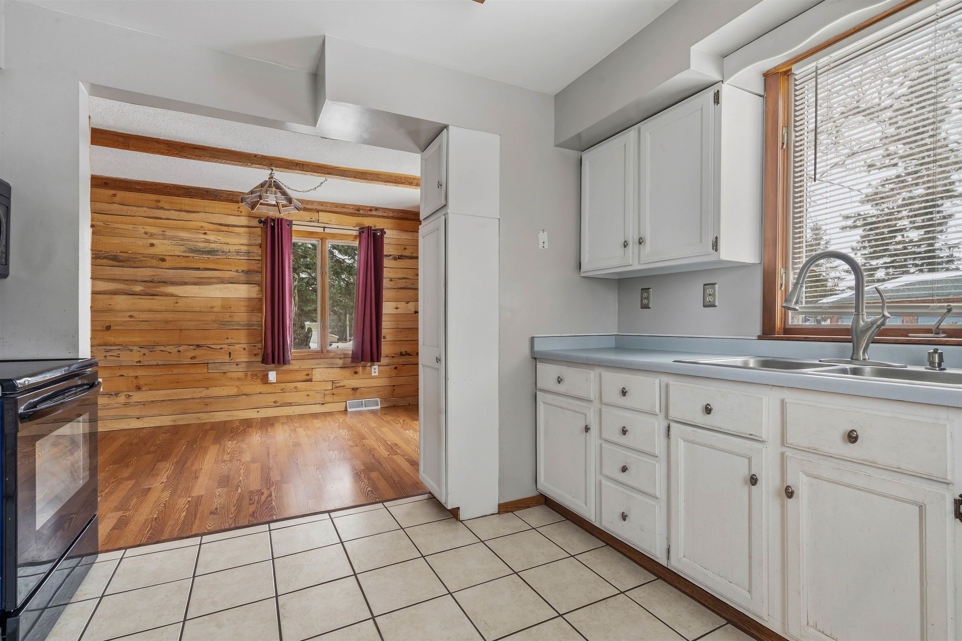 2445 Morris Thomas Road Duluth, MN 55811 - Photo 8 of 25