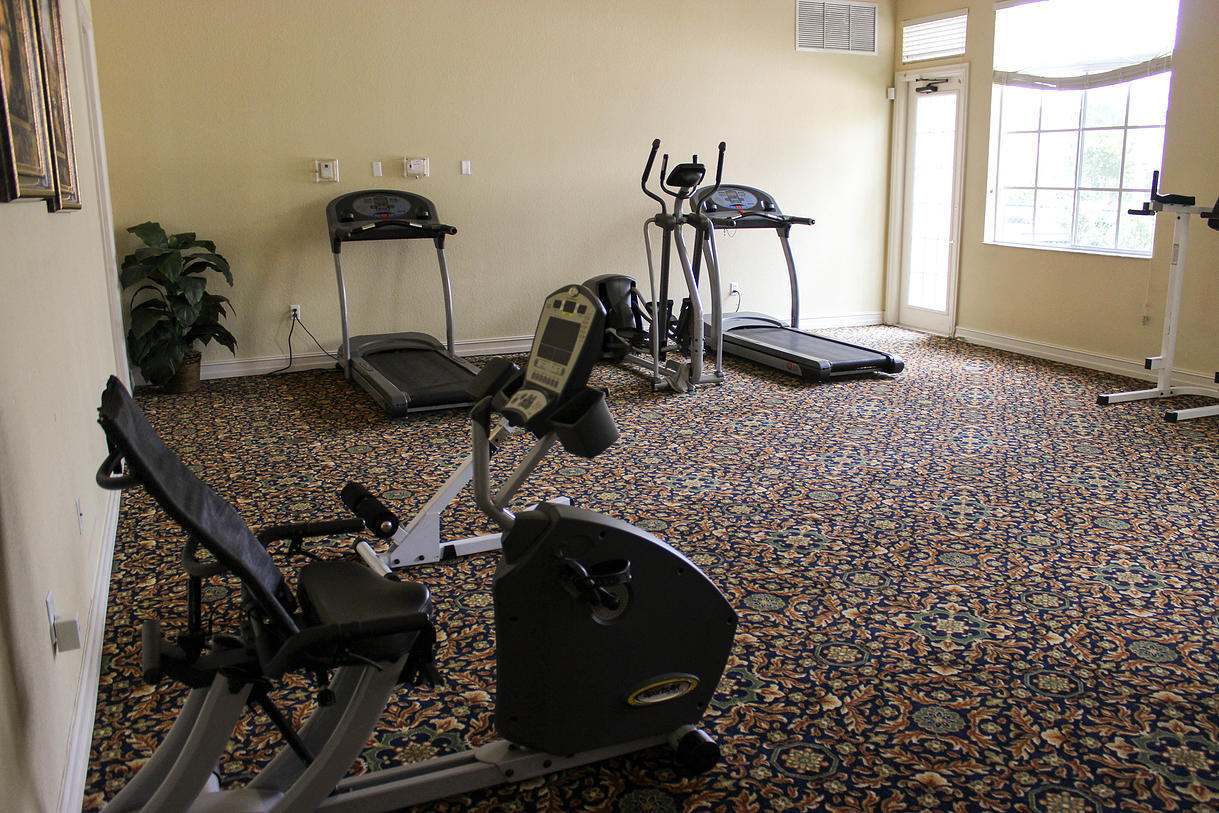 1943 Freeport Drive Riviera Beach, FL 33404 - Photo 8 of 10 Marsh Gym