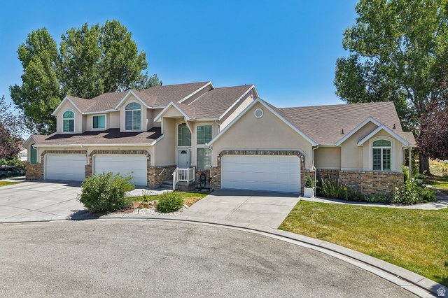 175 Country Court Grantsville, UT 84029 - Photo 1 of 51