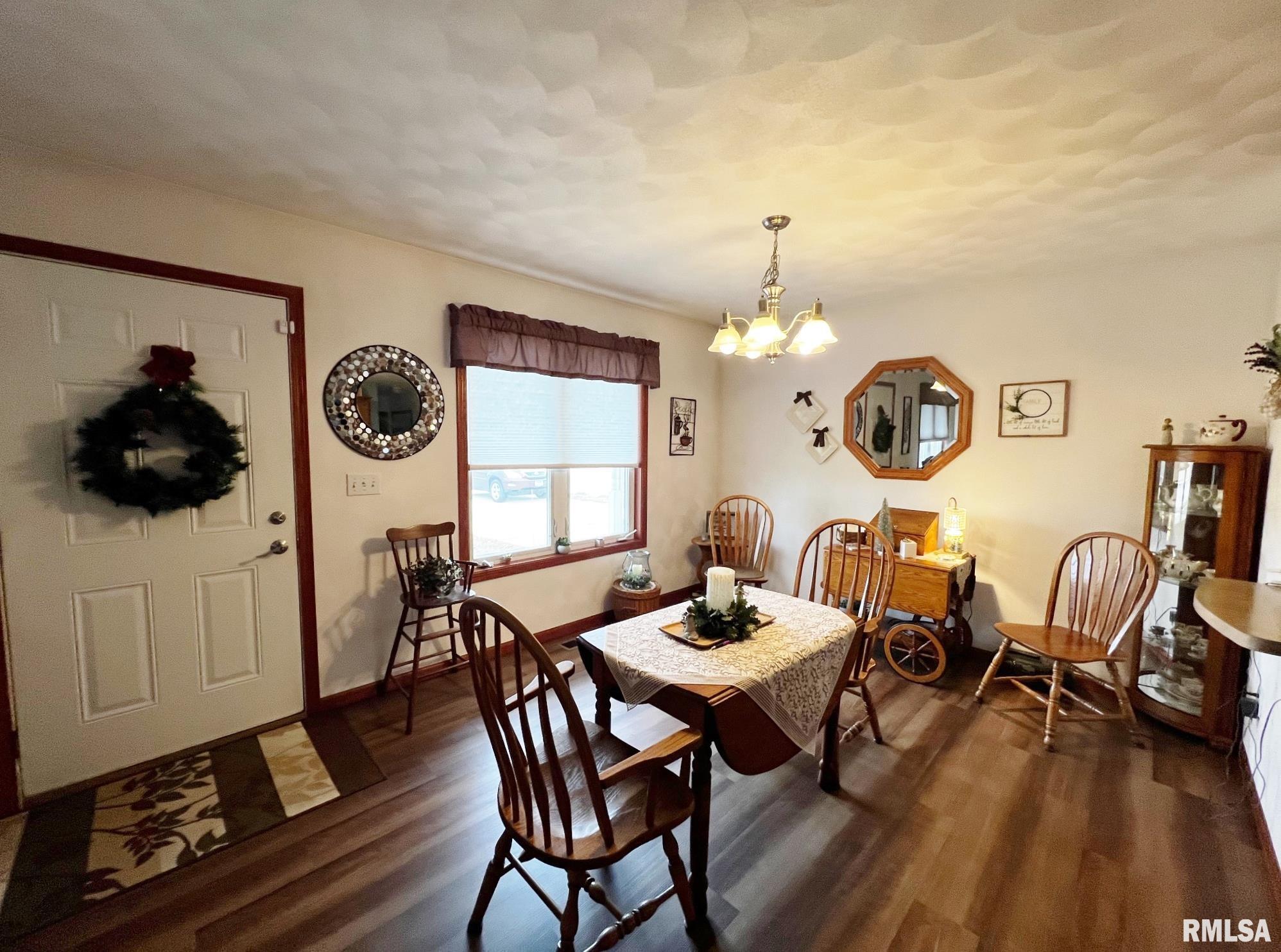 130 West Cruger Road Washington, IL 61571 - Photo 7 of 17