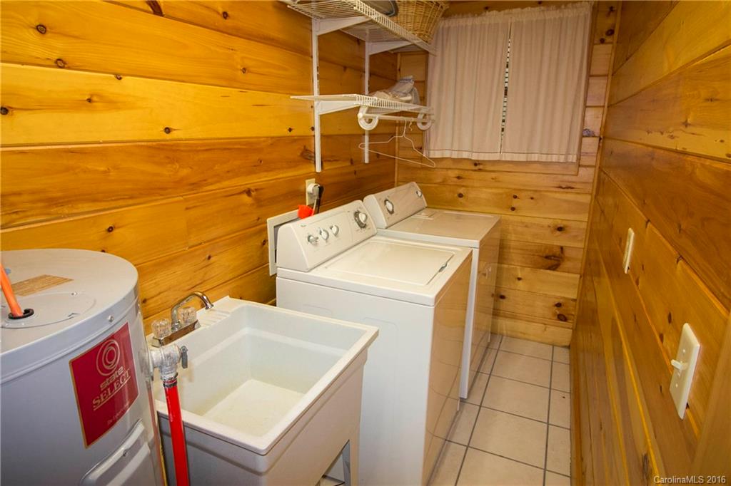 207 Mash Stomp Road Maggie Valley, NC 28751 - Photo 16 of 24 Gallery Image 16