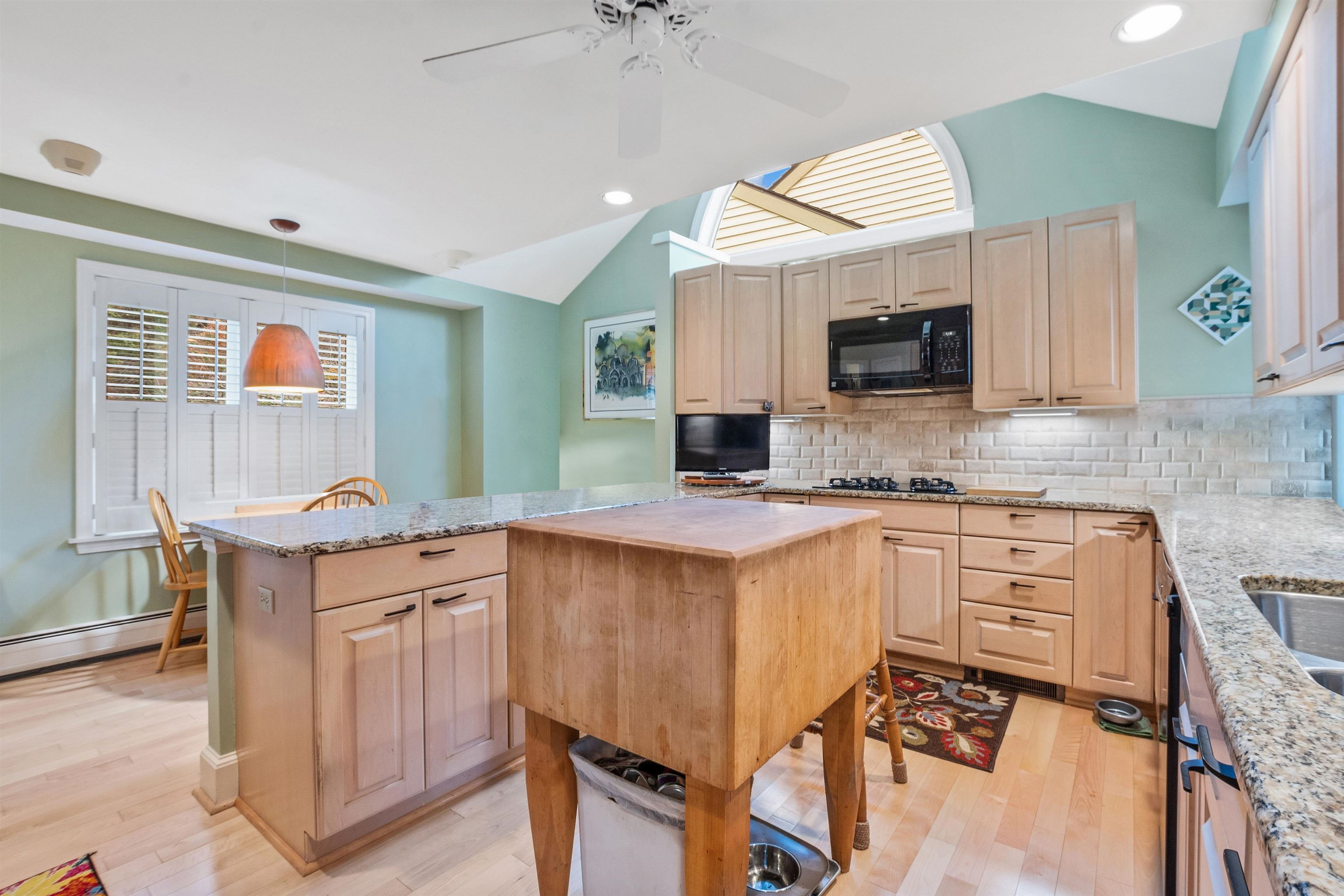 24 Highland Ridge, Unit 24 New London, NH 03257 - Photo 12 of 23 Gallery Image 12