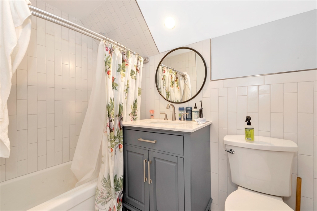 315 Billings Road Quincy, MA 02170 - Photo 16 of 31