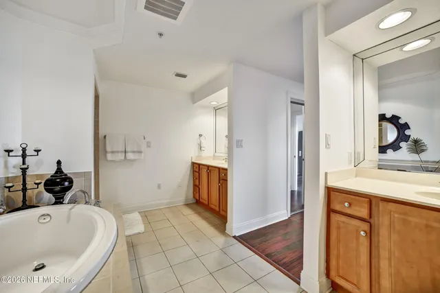 $1,800,000 | 230 North Serenata Drive, Unit 711, Ponte Vedra Beach, FL 32082