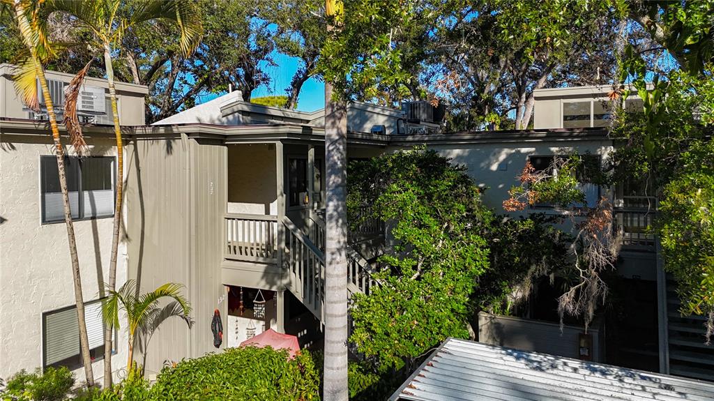1508 Pelican Cove Road, Unit GR232 Sarasota, FL 34231 - Photo 2 of 54