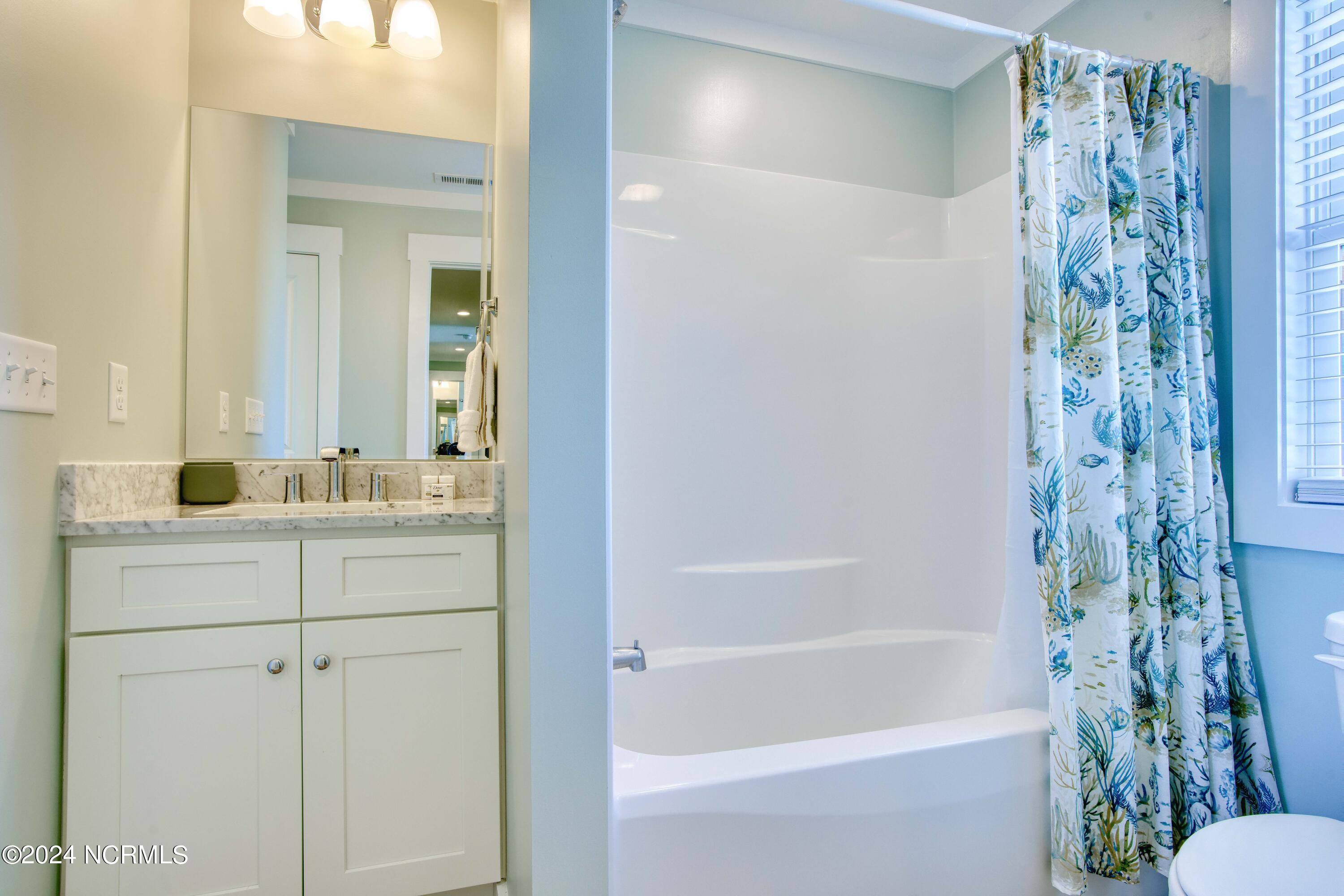 1016 New River Inlet Road North Topsail Beach, NC 28460 - Photo 47 of 51 1016 New River Inlet Road - Interiors -