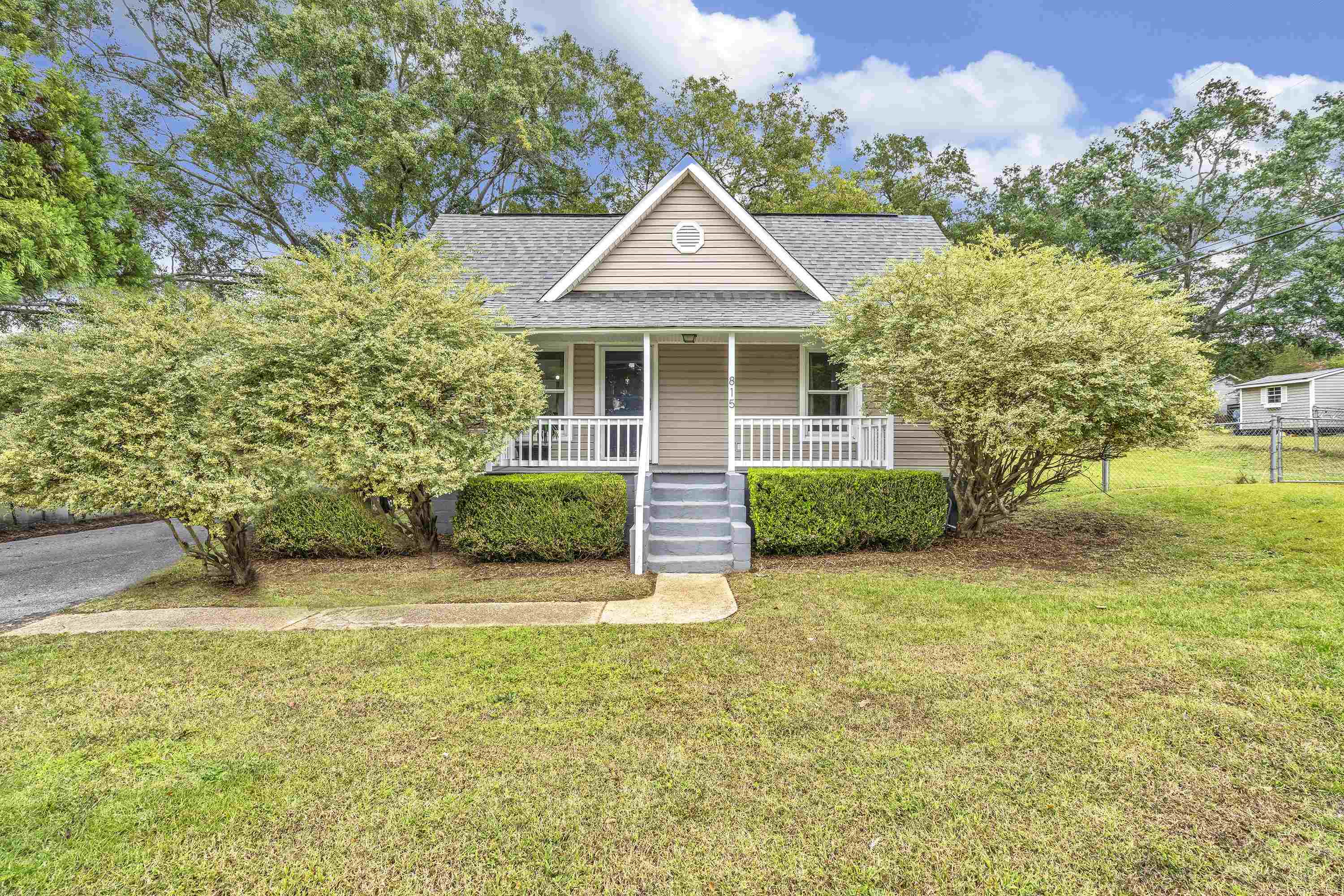 815 Spring Street Spartanburg, SC 29307 - Photo 1 of 18 Gallery Image 1
