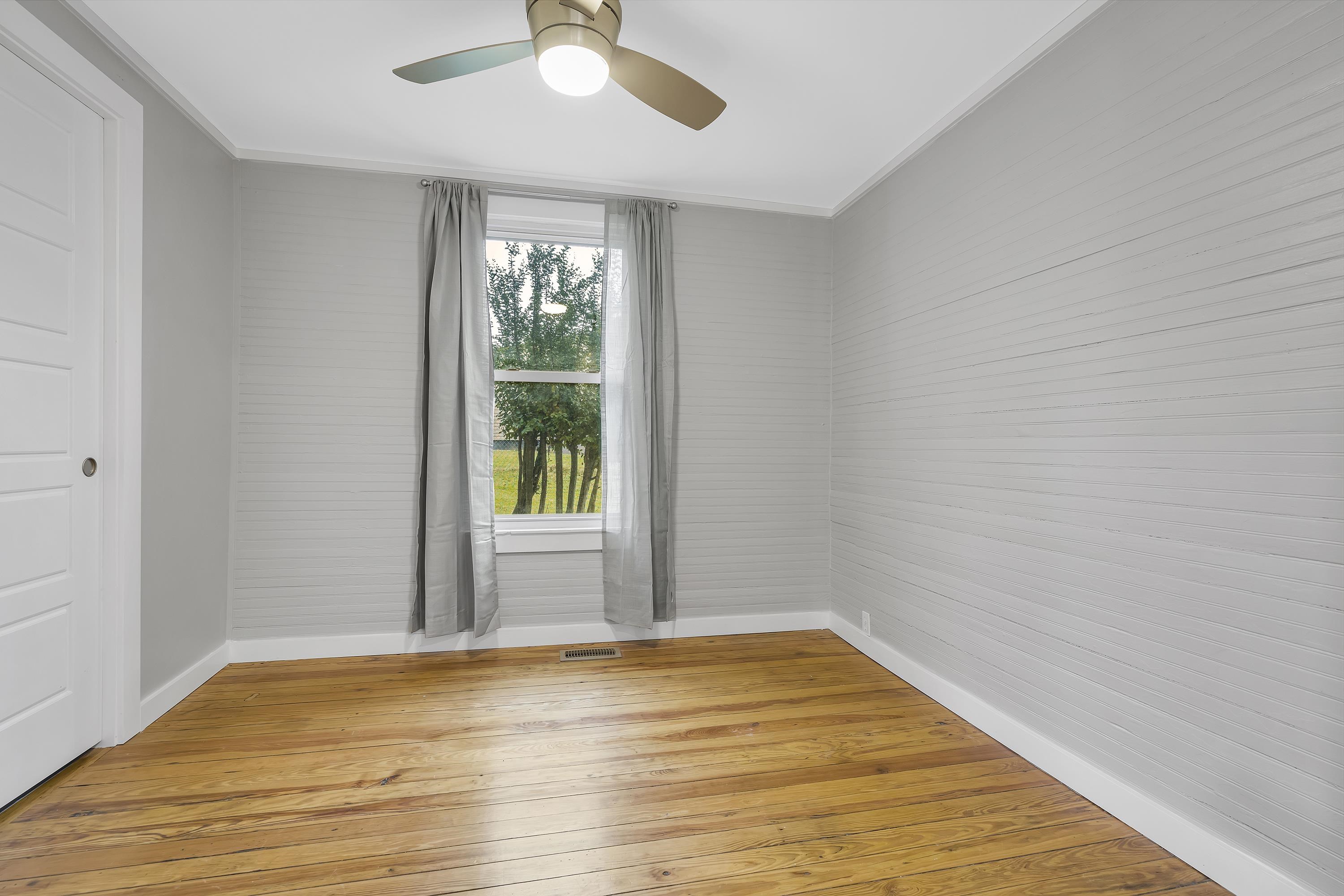 815 Spring Street Spartanburg, SC 29307 - Photo 12 of 18 Gallery Image 12