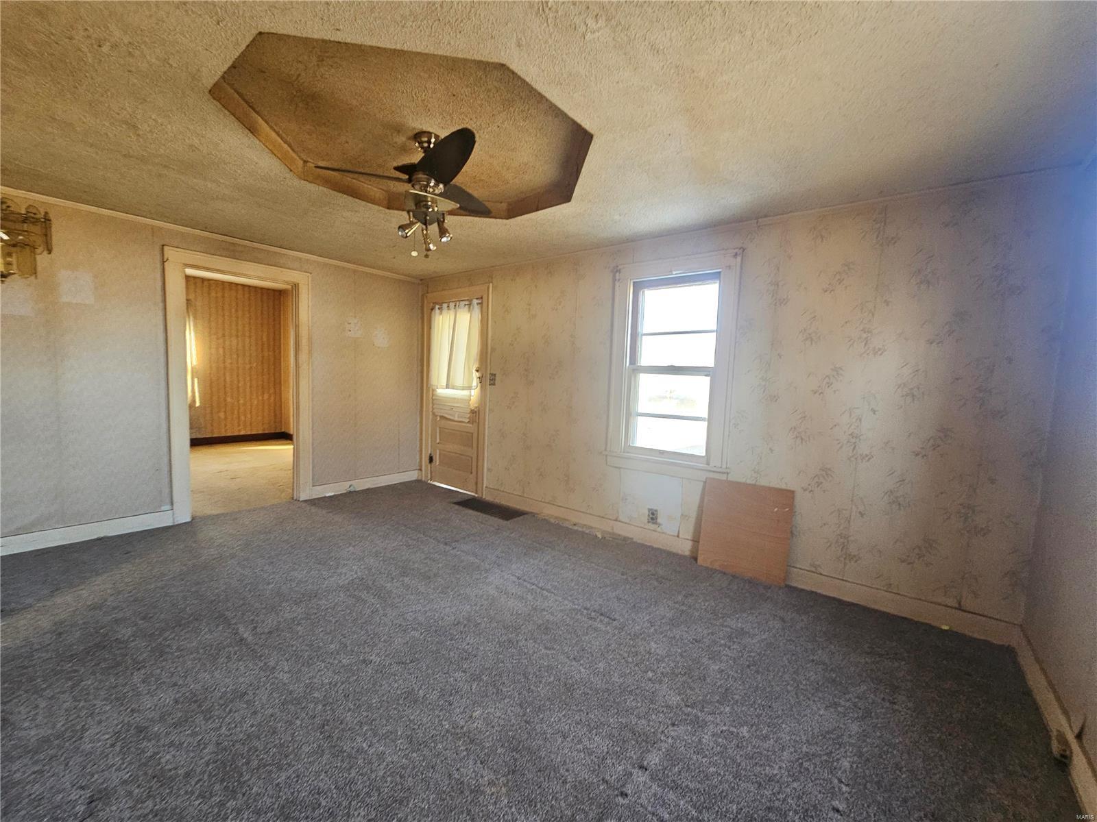 1418 Main Street South Roxana, IL 62087 - Photo 6 of 21