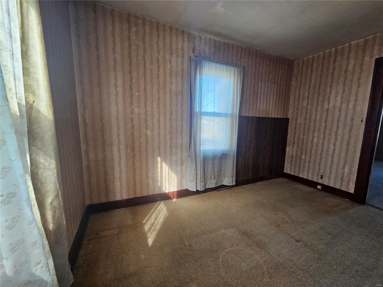 1418 Main Street South Roxana, IL 62087 - Photo 10 of 21