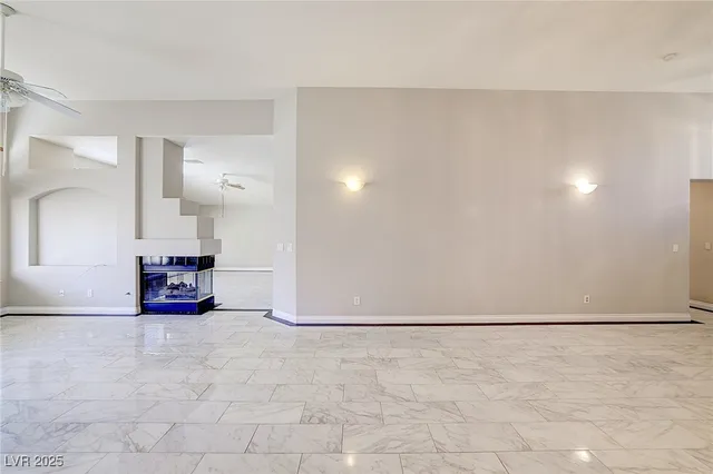 $2,800 | 373 Kenya Road, Las Vegas, NV 89123