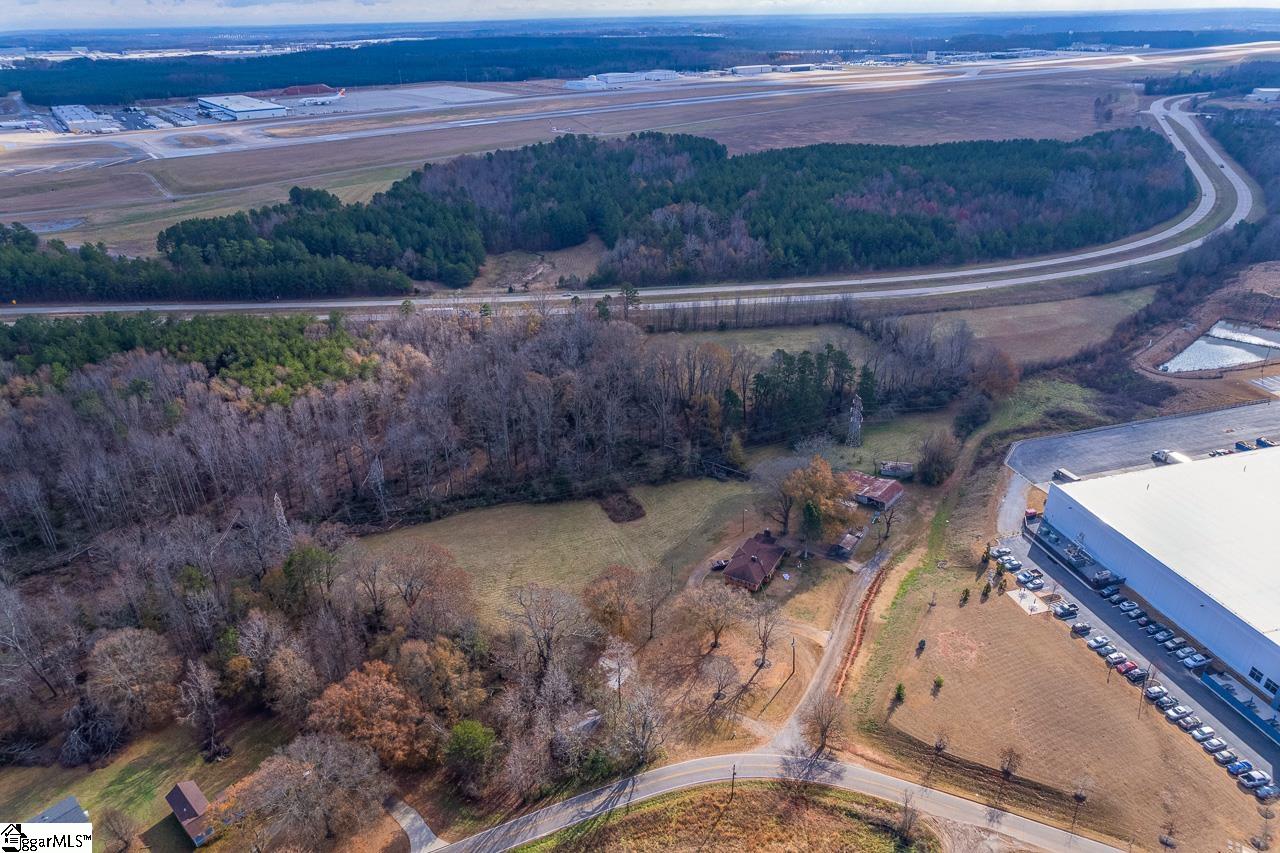 847 Harvey Road Greer, SC 29651 - Photo 20 of 49 Gallery Image 20