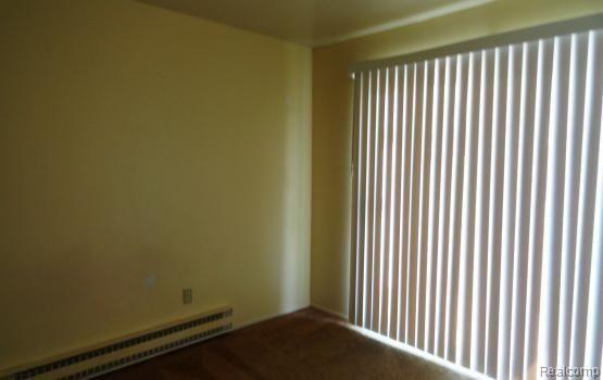 207 Summit Ridge Drive, Unit A White Lake, MI 48386 - Photo 8 of 9