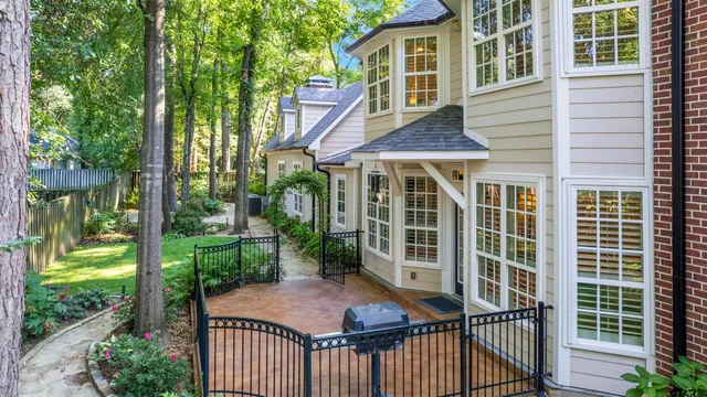 $699,900 | 3618 Trailwood Court, Tyler, TX 75707