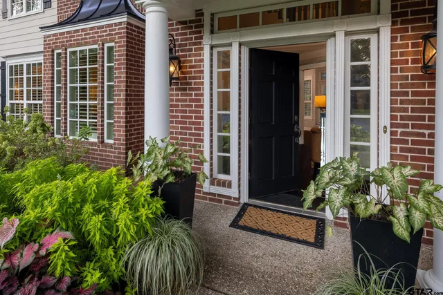 $699,900 | 3618 Trailwood Court, Tyler, TX 75707