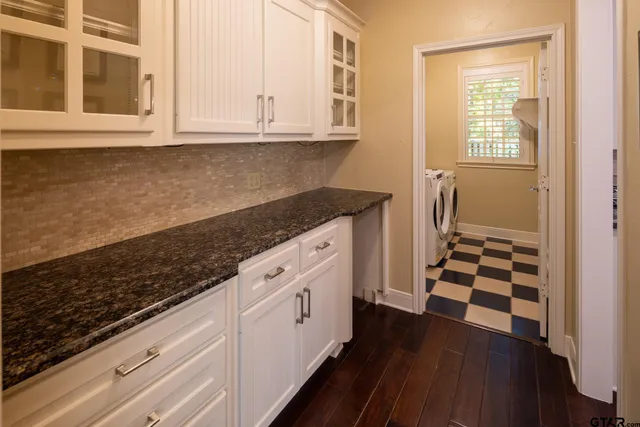 $699,900 | 3618 Trailwood Court, Tyler, TX 75707