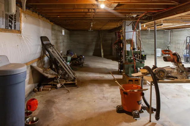 $199,900 | 647 U.S. Rte 1, Monticello, ME 04760