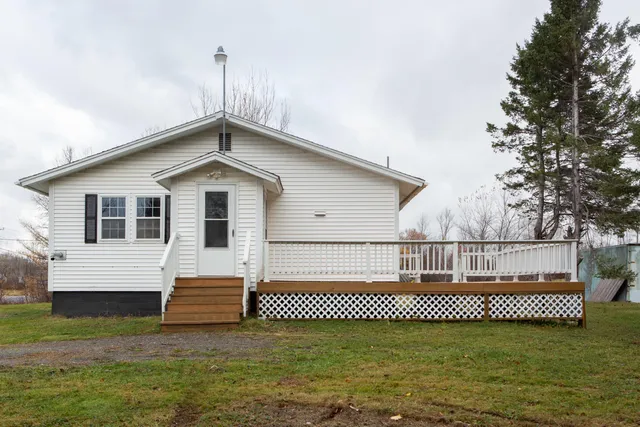$199,900 | 647 U.S. Rte 1, Monticello, ME 04760