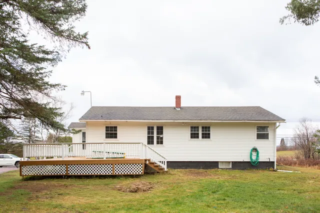 $199,900 | 647 U.S. Rte 1, Monticello, ME 04760