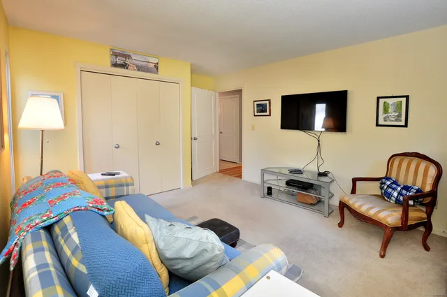 $280,000 | 278 Heritage Village, Unit B, Southbury, CT 06488