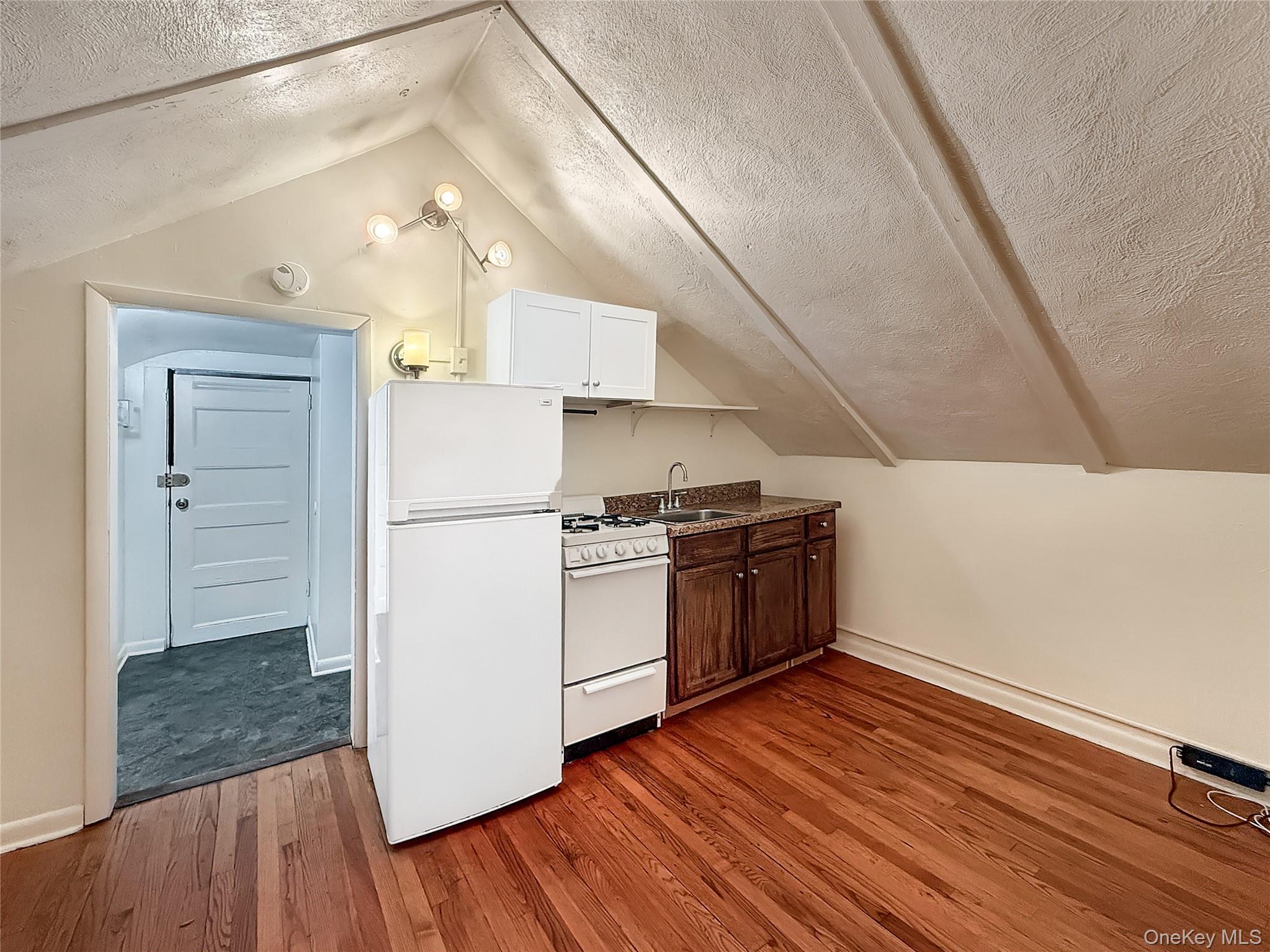 252 Main Street, Unit 3 Cornwall, NY 12518 - Photo 6 of 15