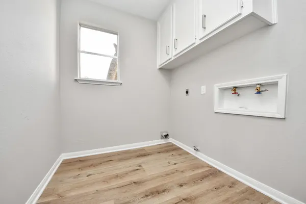 $2,500 | 9114 Spellman Road, Houston, TX 77031