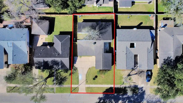 $2,500 | 9114 Spellman Road, Houston, TX 77031