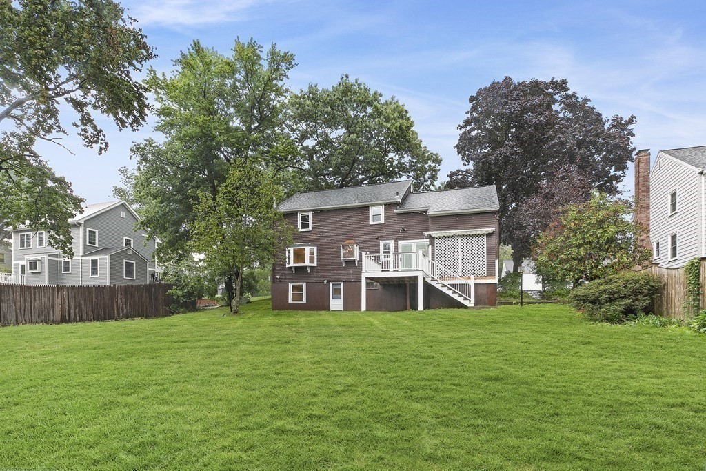 34 Woodbriar Road Wakefield, MA 01880 - Photo 19 of 20 Gallery Image 19
