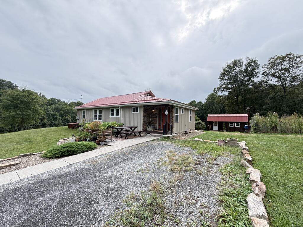 208 West F Sullivan Road Scarbro, WV 25917 - Photo 18 of 32 Gallery Image 18