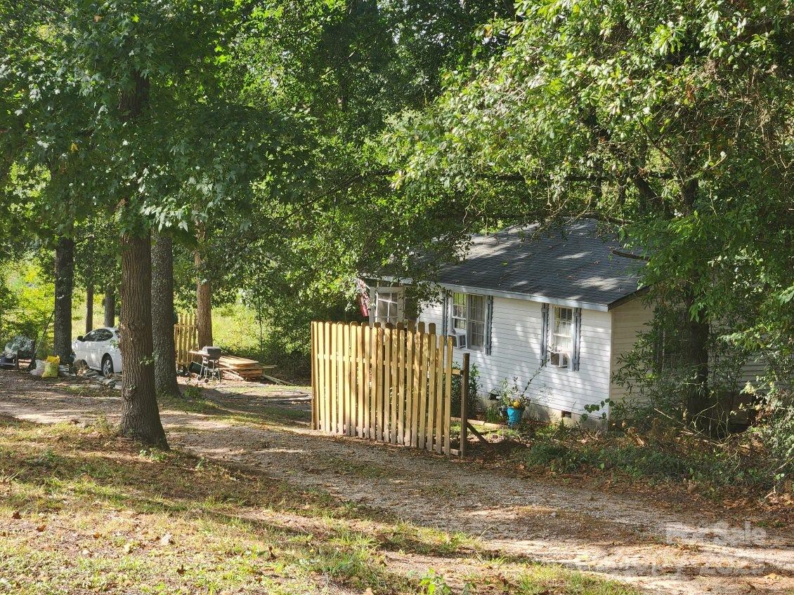 5987 Charlotte Highway Lancaster, SC 29720 - Photo 2 of 22