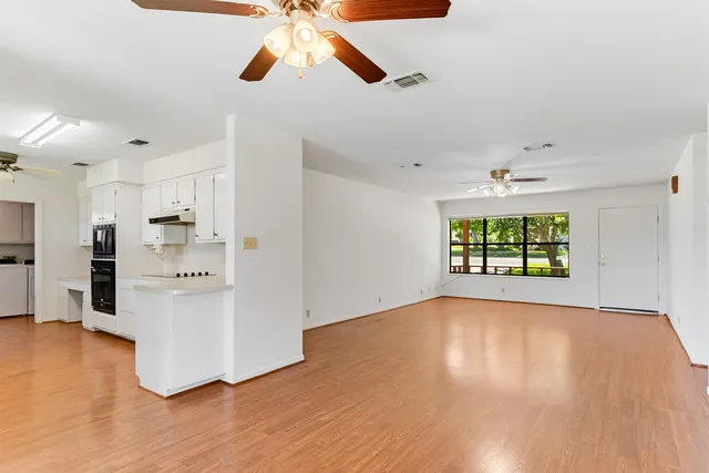 $290,000 | 1008 Wright Street, Llano, TX 78643