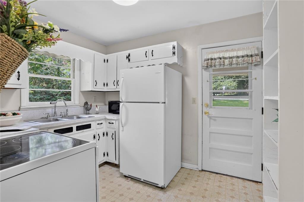 2839 Poplar Street Atlanta, GA 30340 - Photo 4 of 17
