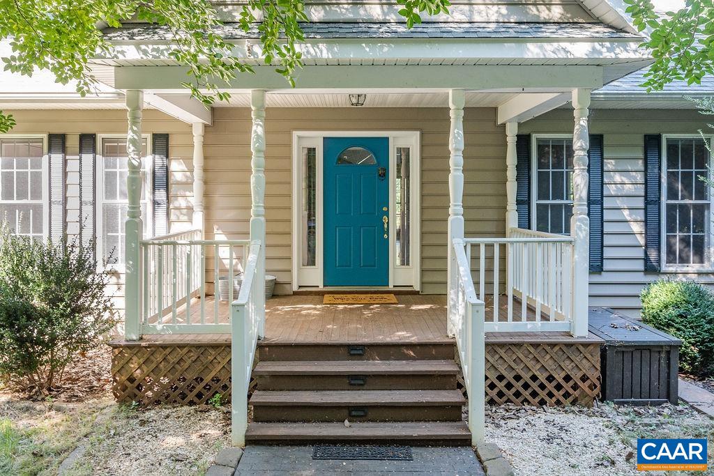 475 David Road Charlottesville, VA 22902 - Photo 2 of 38 a front view of a house with a window