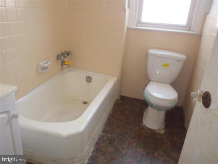 1610 Roumfort Road Philadelphia, PA 19150 - Photo 10 of 14 Gallery Image 10