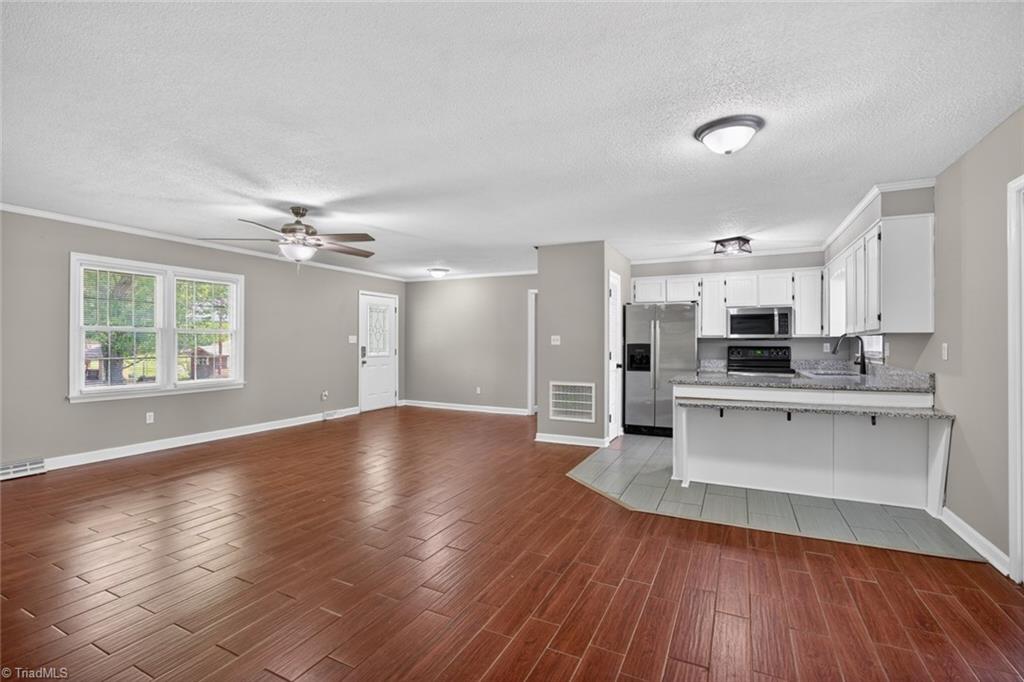 166 Roberts Road Eden, NC 27288 - Photo 15 of 39