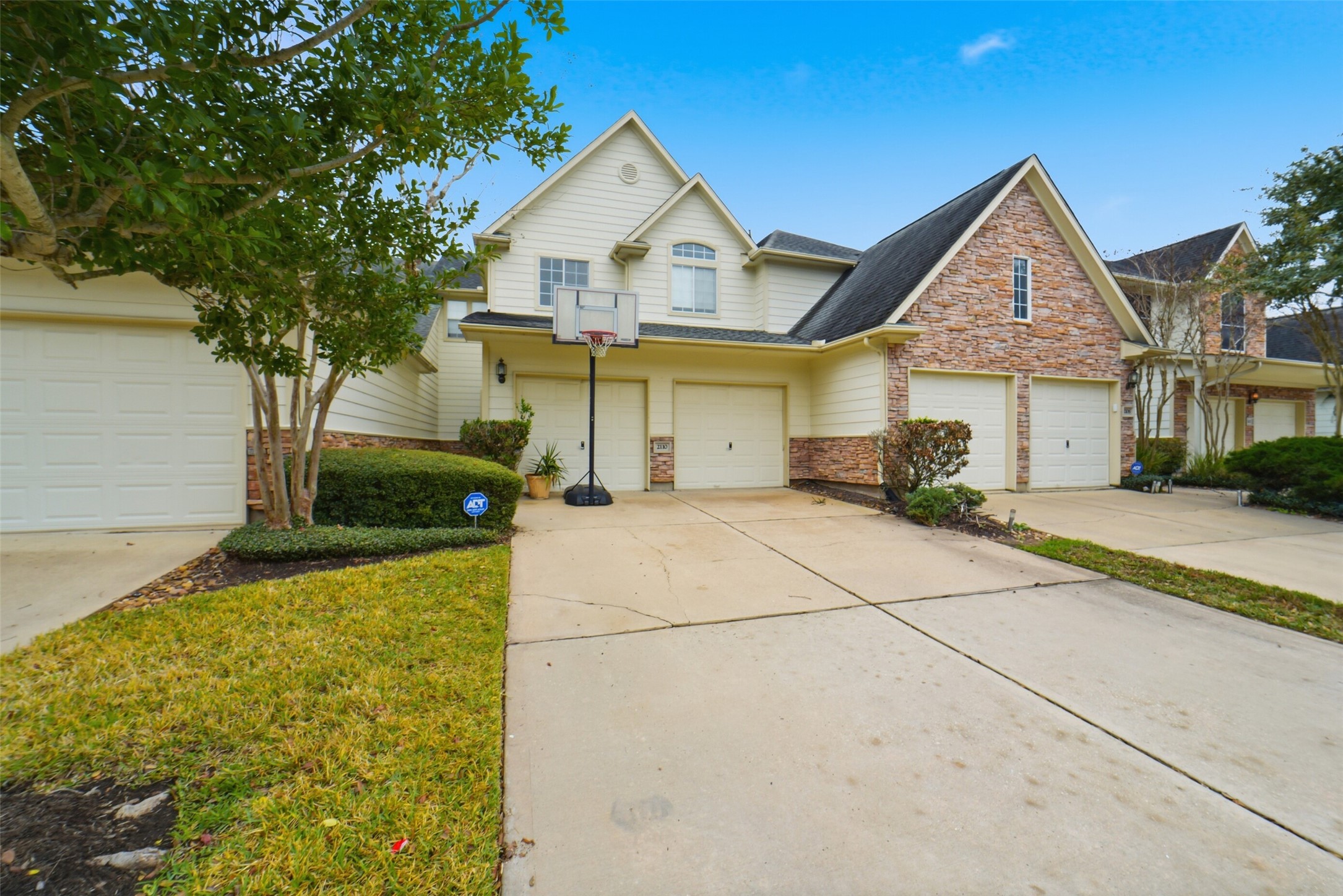 2110 Ridge Wood Lane Sugar Land, TX 77479 - Photo 1 of 26