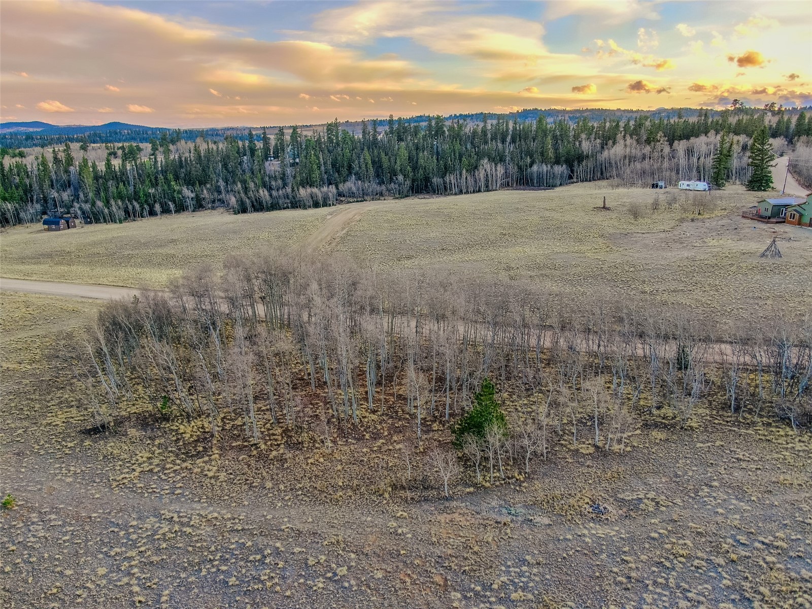 593 Pinto Trail Como, CO 80432 - Photo 3 of 21
