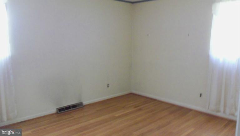 1905 Suffolk Road Finksburg, MD 21048 - Photo 1 of 19 Bedroom (Master)