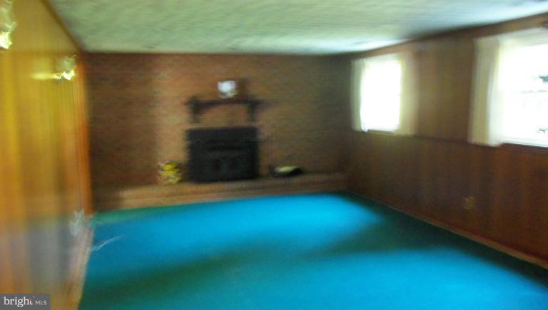 1905 Suffolk Road Finksburg, MD 21048 - Photo 3 of 19 Family Room