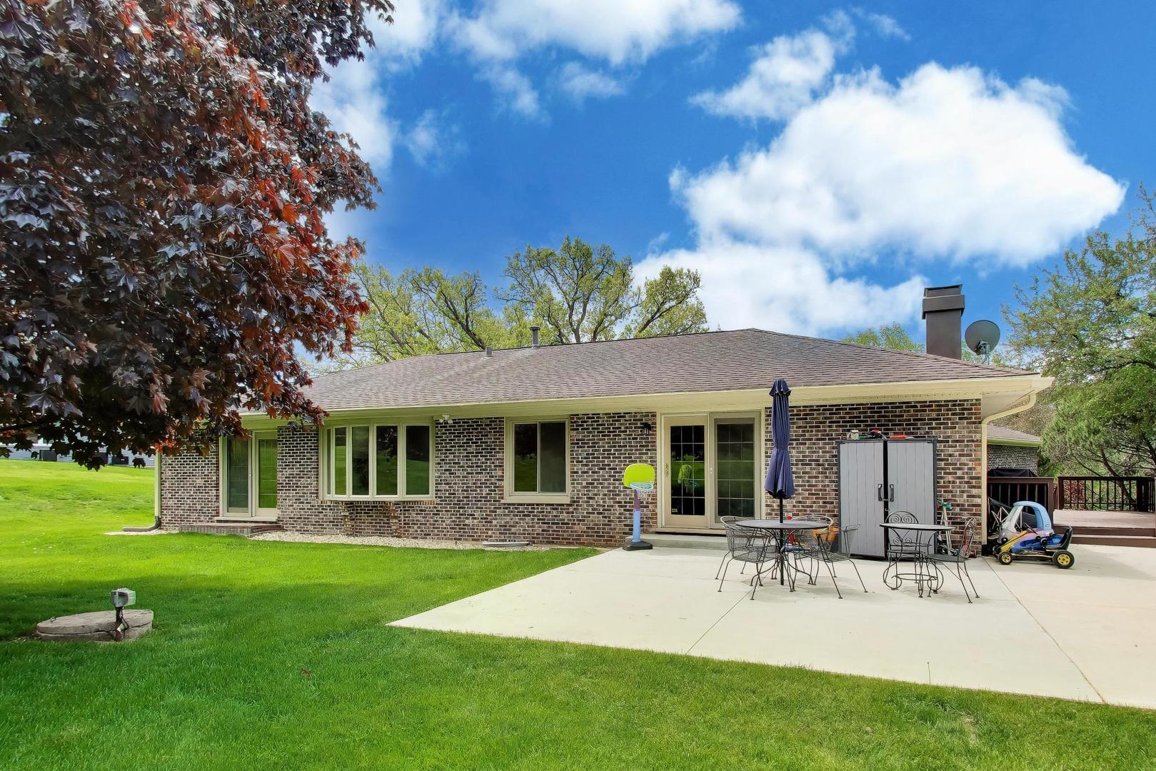 1104 Nottingham Lane Elgin, IL 60120 - Photo 44 of 59