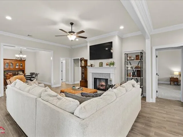 $399,000 | 112 Brimestone Loop, Benton, LA 71006