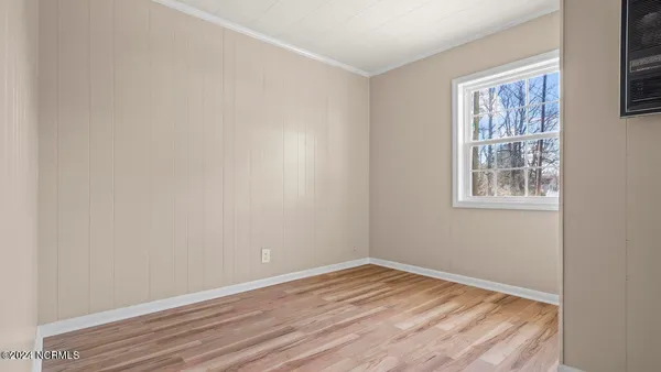 $1,050 | 300 Richlands Avenue, Unit 2, Jacksonville, NC 28540