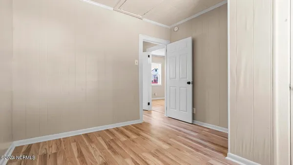 $1,050 | 300 Richlands Avenue, Unit 2, Jacksonville, NC 28540